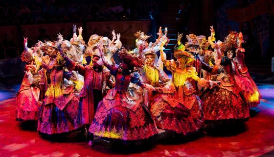 Итальянский цирк: слоны и тигры