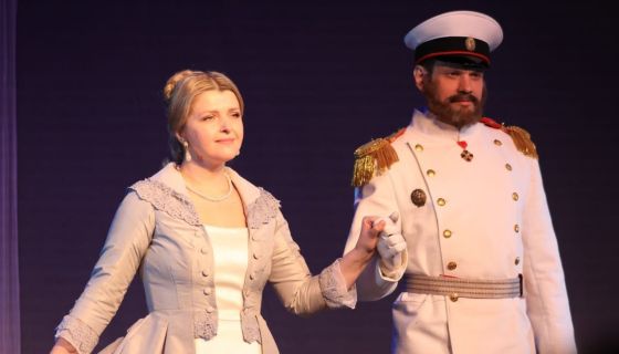 Спектакль «Мосин: трёхлинейный роман»